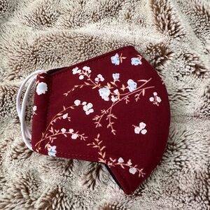 Floral Face Mask in Red and White